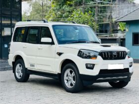 Mahindra Scorpio S10 2017