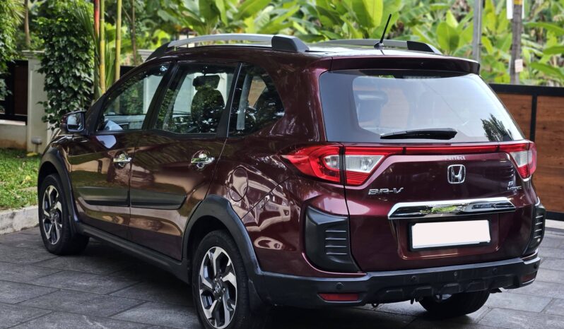 
								Honda BR-V full									