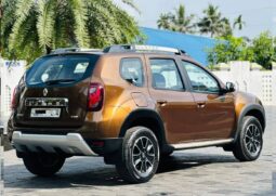 
										Renault Duster full									