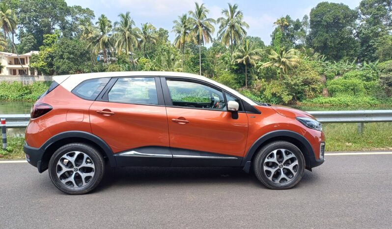 
								Renault Captur RXT full									